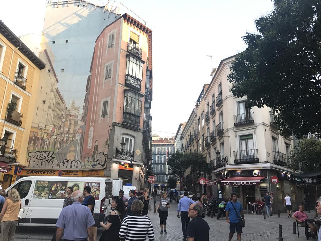 El Botones - Huertas Lejlighed Madrid Eksteriør billede
